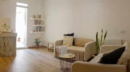 Sala luminosa y moderna en 'donde los yayos de barcelona', Barcelona, Catalunya, ES.