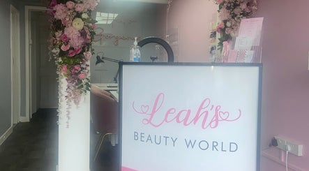 Lashandblowbarx reception with floral decor in Widnes, England, GB, exuding elegance and charm.