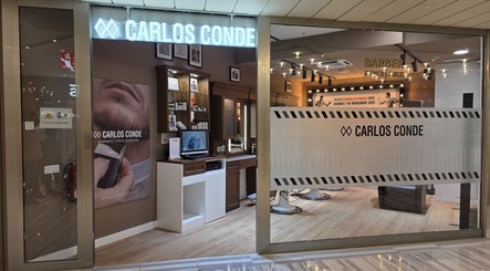 Vista de fachada del local Carlos Conde CC Las Arenas, Las Palmas De Gran Canaria, Canarias, ES.