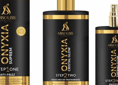 Produits Onyxia d'Absoliss à Casablanca, Casablanca-settat, MA, pour soins capillaires.