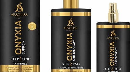 Produits Onyxia d'Absoliss à Casablanca, Casablanca-settat, MA, pour soins capillaires.