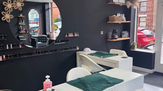 Efie Beauty & Aesthetics