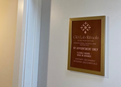 Glö Lab Rituals sign at Mullingar, County Westmeath, IE, emphasizing appointments and flexible hours.