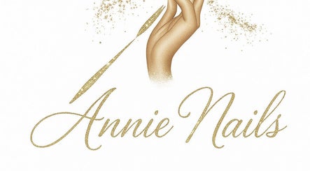 Logo élégante d'ANNIE NAILS à Pointe-à-pitre, Grande-terre, GP avec une touche dorée et artistique.