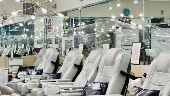 Polished Nail Bar DTLA