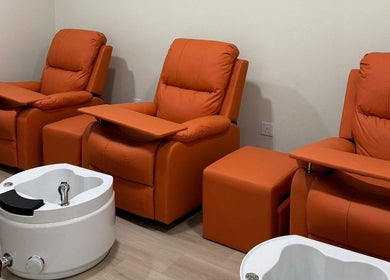 Comfortable pedicure recliners at Monve Hair Design, Cheras, Wilayah Persekutuan Kuala Lumpur, MY.