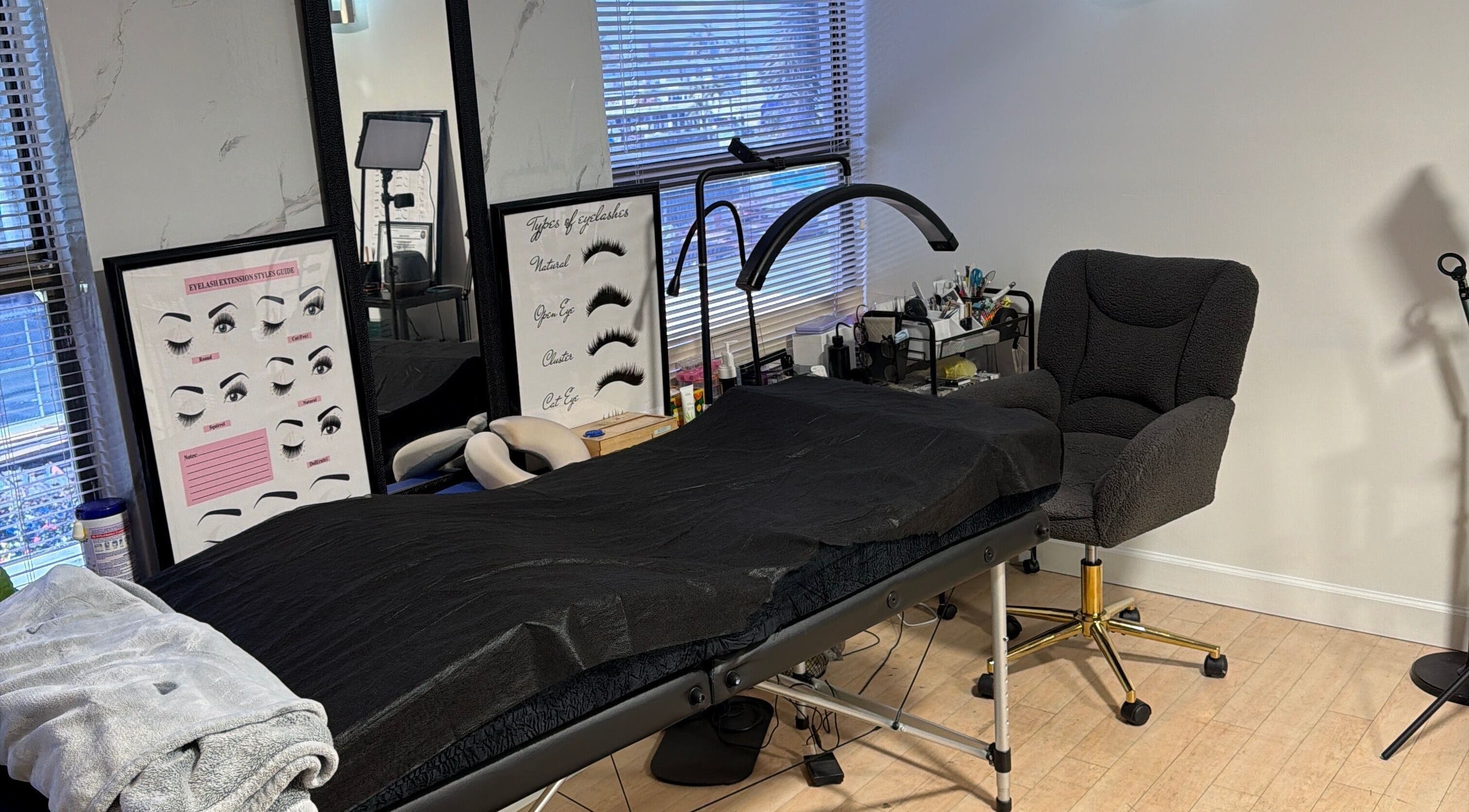 Eyelash extension setup at UNOVA lashes by HK, Hallandale Beach, Florida, US with modern decor.