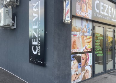 Intrare Cezeva beauty and style, București, București, RO. Fațadă modernă și afișaj atrăgător.