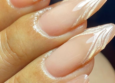 Close-up of elegant nail art at Carmen Sanchez Nail Art, Atlixco, Puebla, MX.