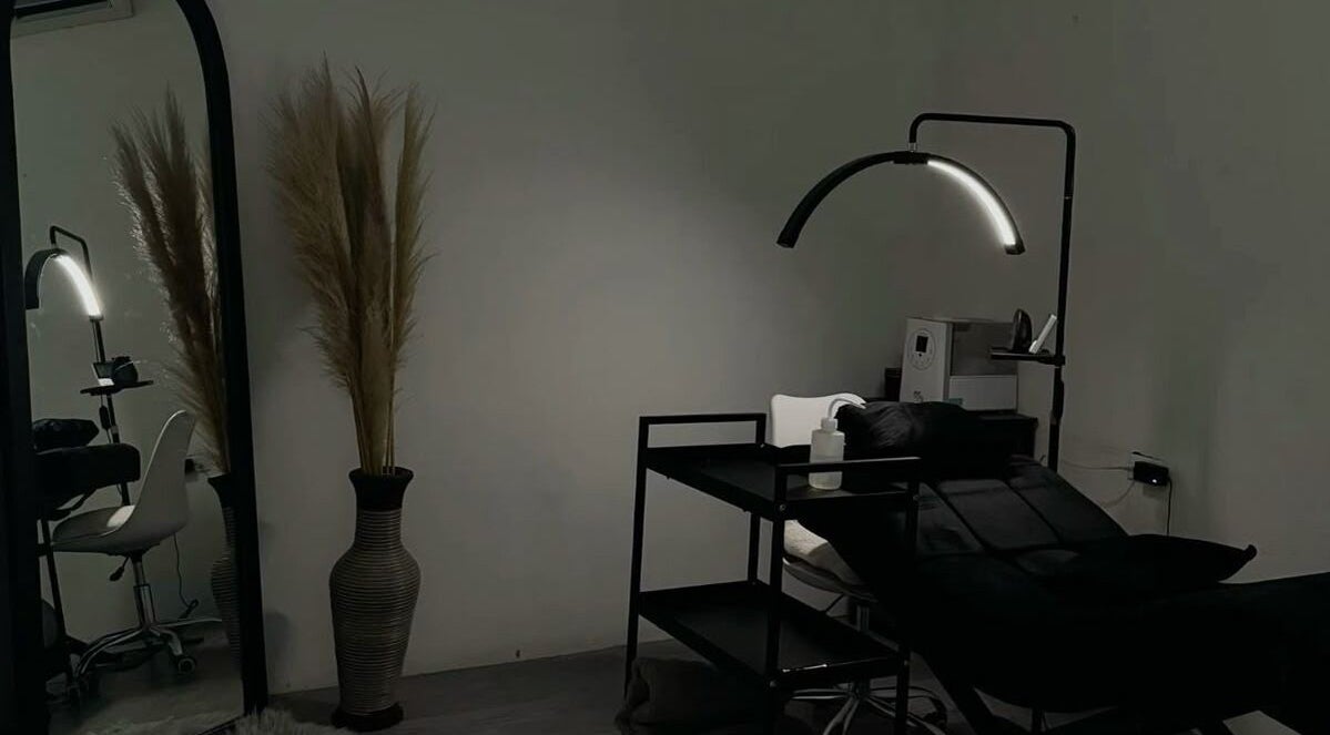 Cozy treatment room at Lashology- Lashes and Nails by Anna, Melbourne, Victoria, AU.