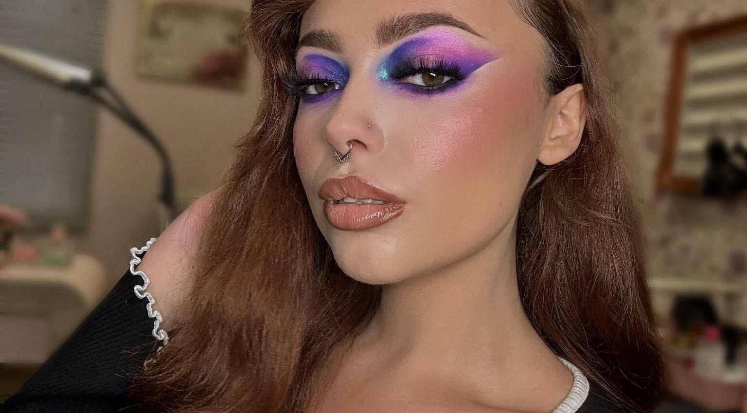 Bold eye makeup at Poppy’s Make Up & Beauty Bar, Redditch, England, GB showcasing vibrant artistry.