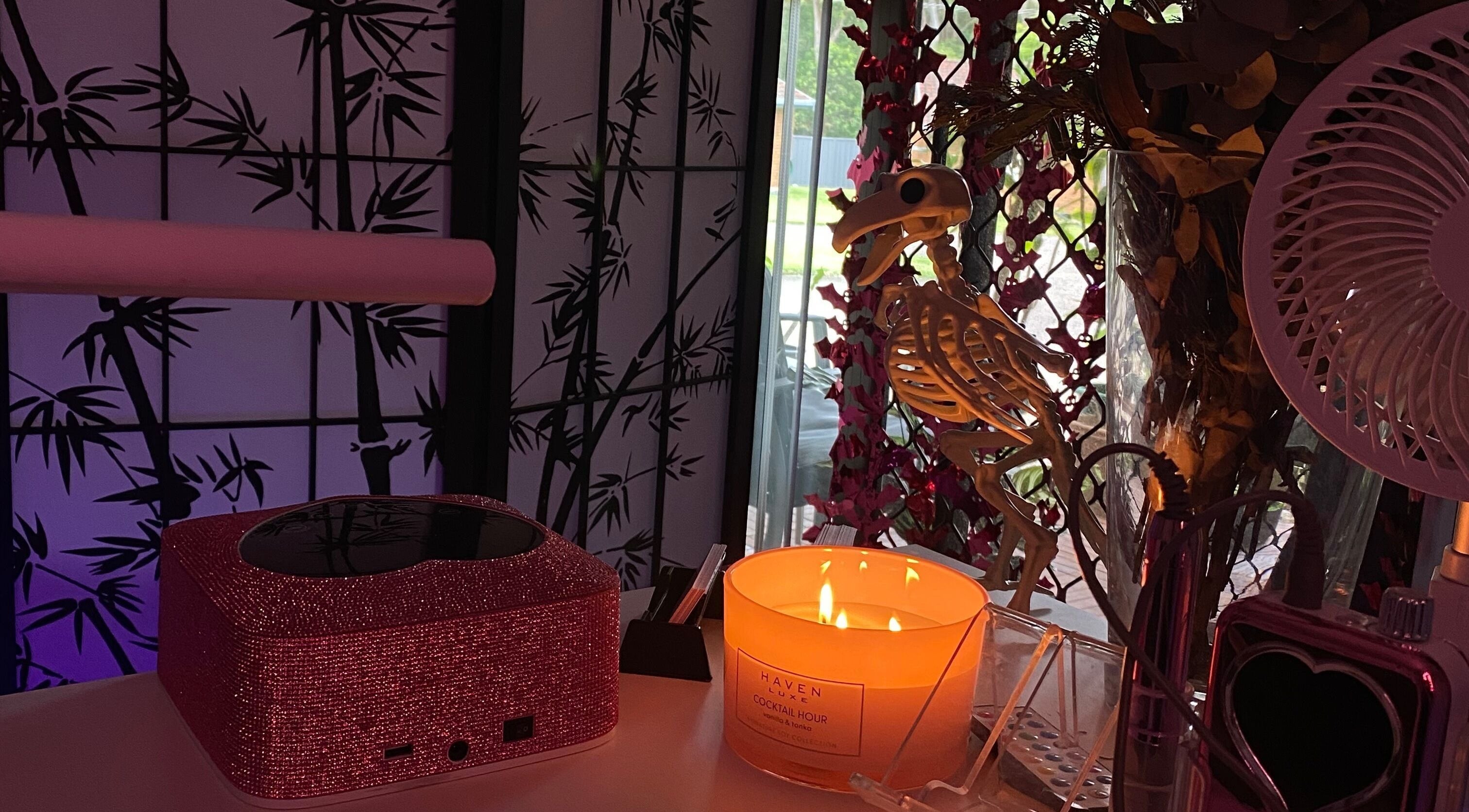 Relaxing candlelit room at Pretty In Paradise Beauty, Toormina, New South Wales, AU with elegant decor.