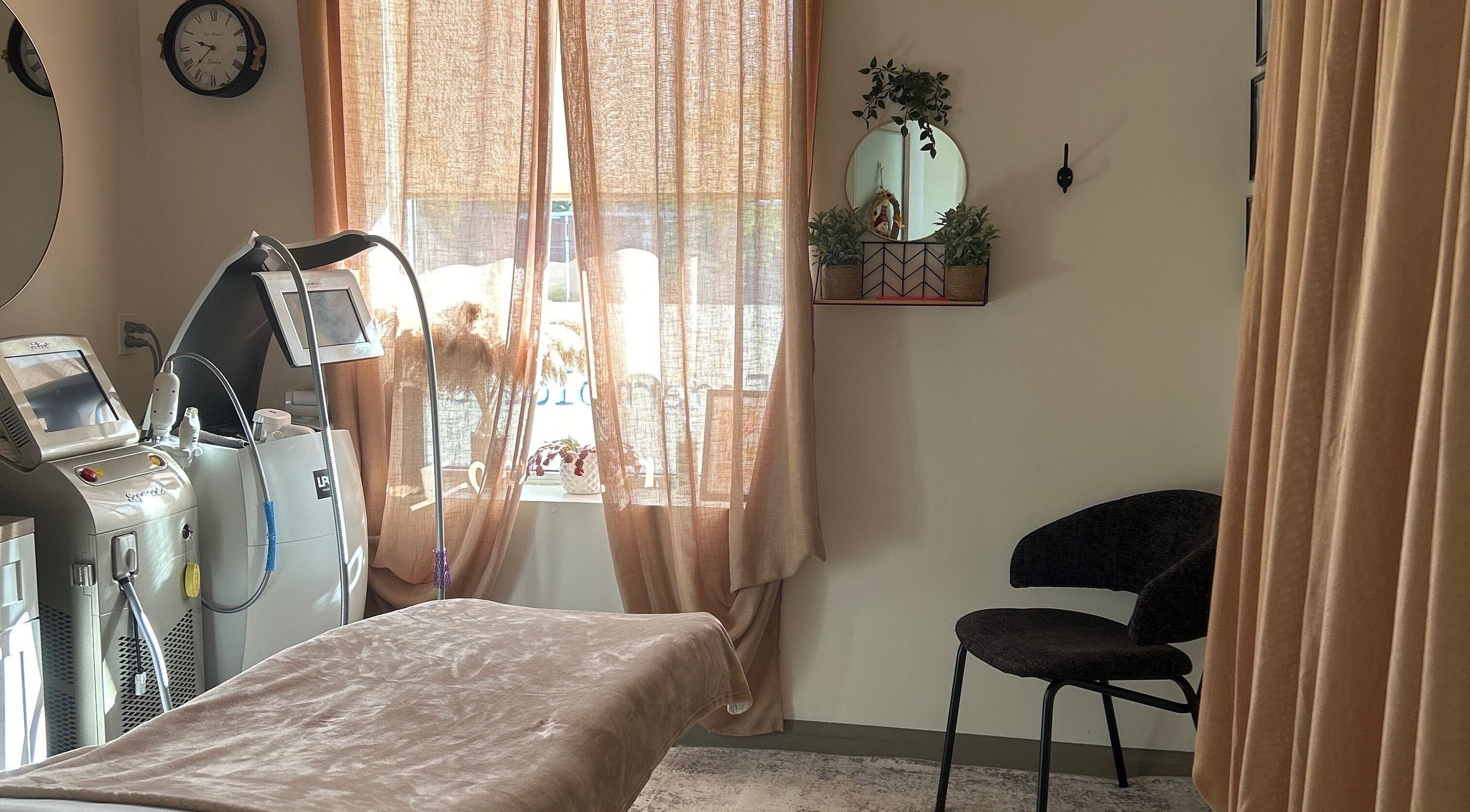 Salle de soins esthétique moderne chez Aphrodite santé et beauté, Trois-Rivières, Québec, CA.