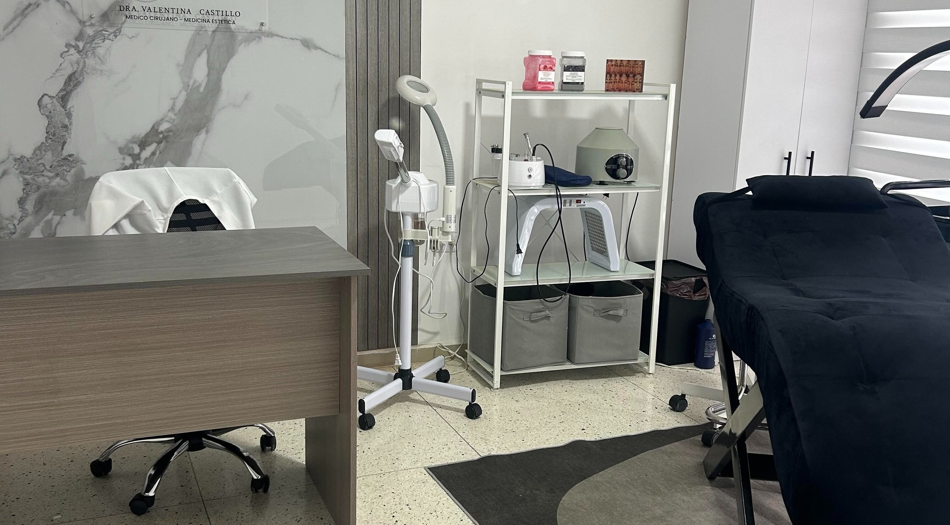 Sala de tratamientos de Dra. Valentina Castillo en Valencia, Carabobo, VE.
