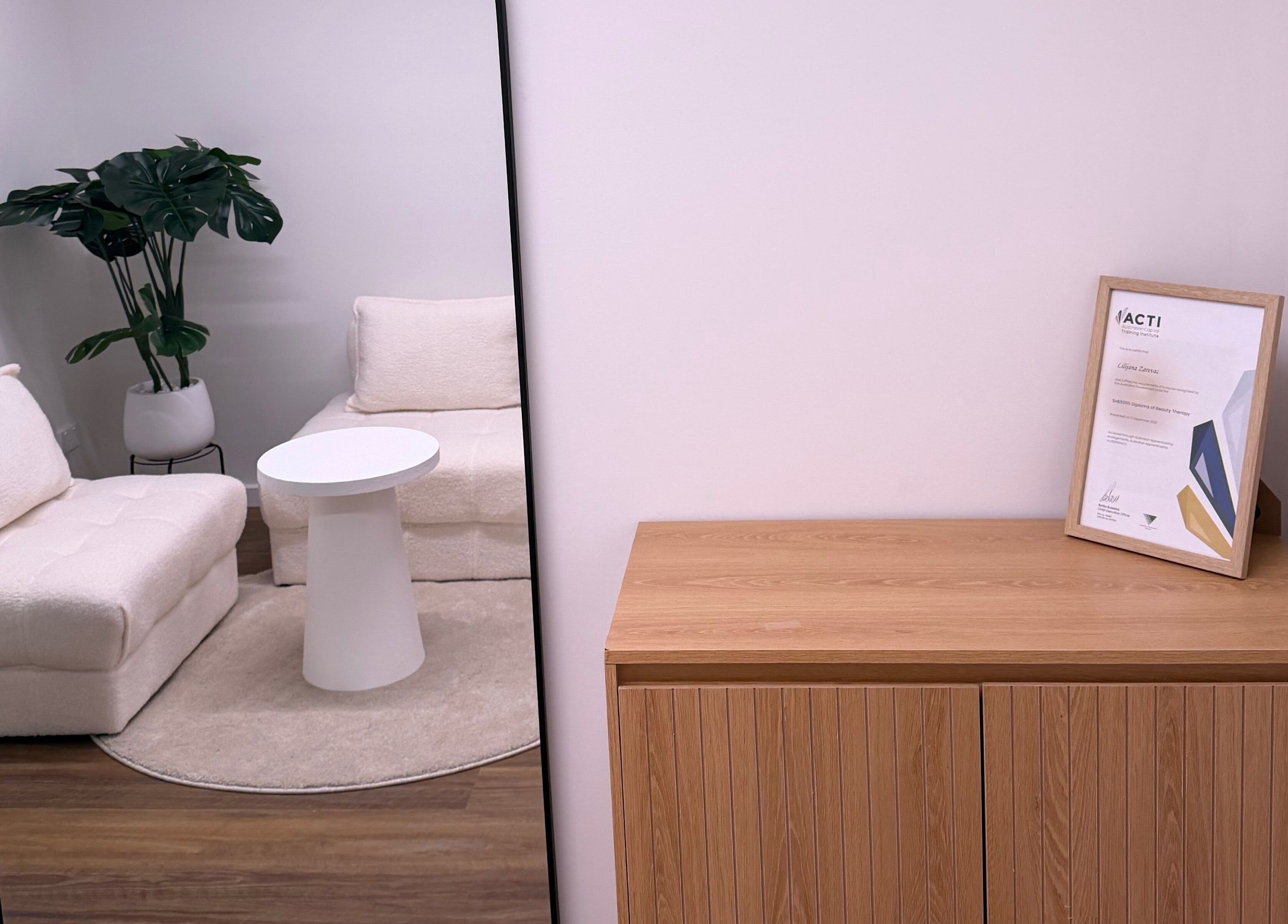 Relaxing corner at BRNZD, Hawker, ACT, AU with plush seating and calming decor.