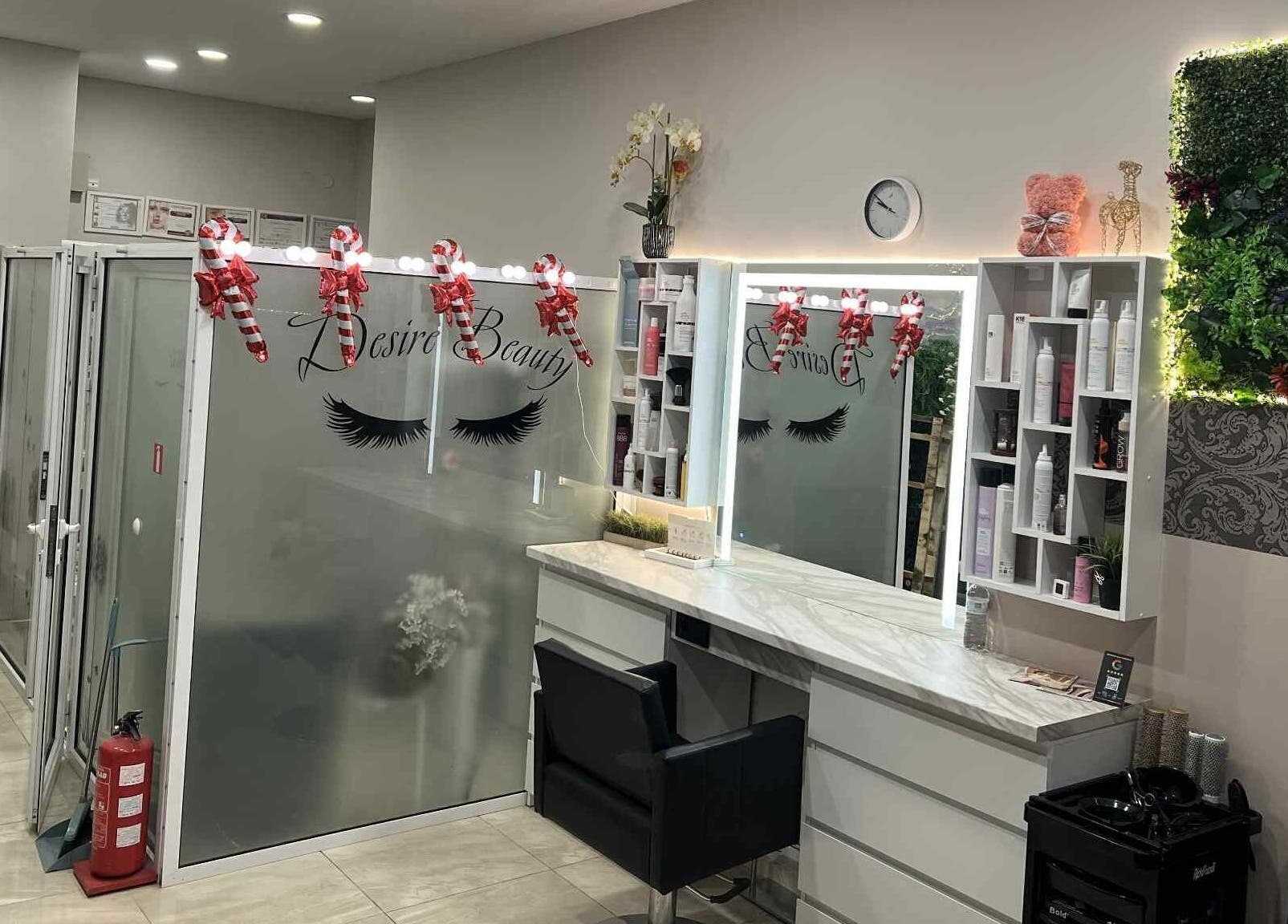 Салон на Lubo Desire Beauty в София, Област София, BG с модерно обзавеждане и декорации.