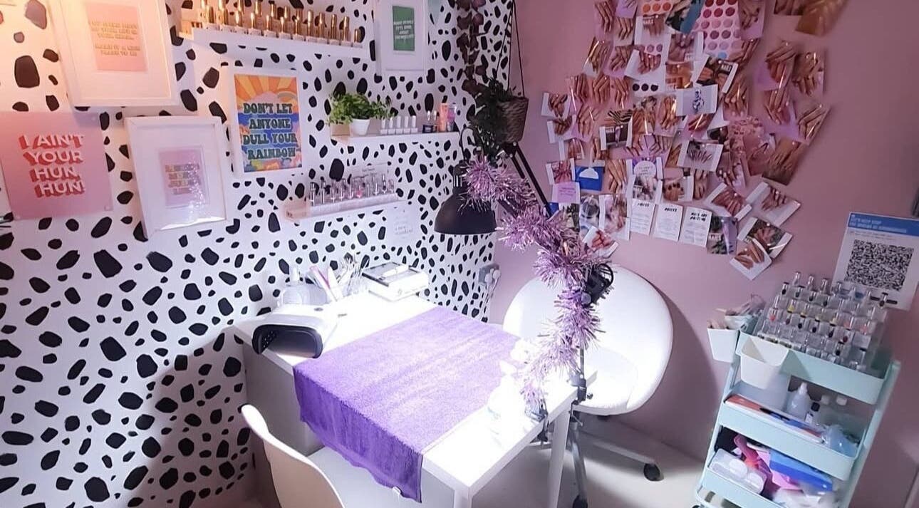 Stylish nail art station at Beautiques Nails, Burton Upon Trent, England, GB offers vibrant design creativity.