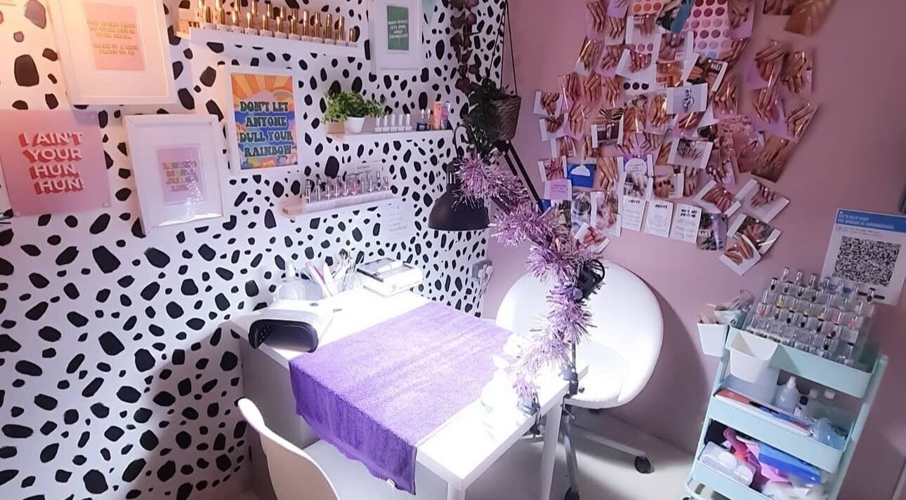 Stylish nail art station at Beautiques Nails, Burton Upon Trent, England, GB offers vibrant design creativity.