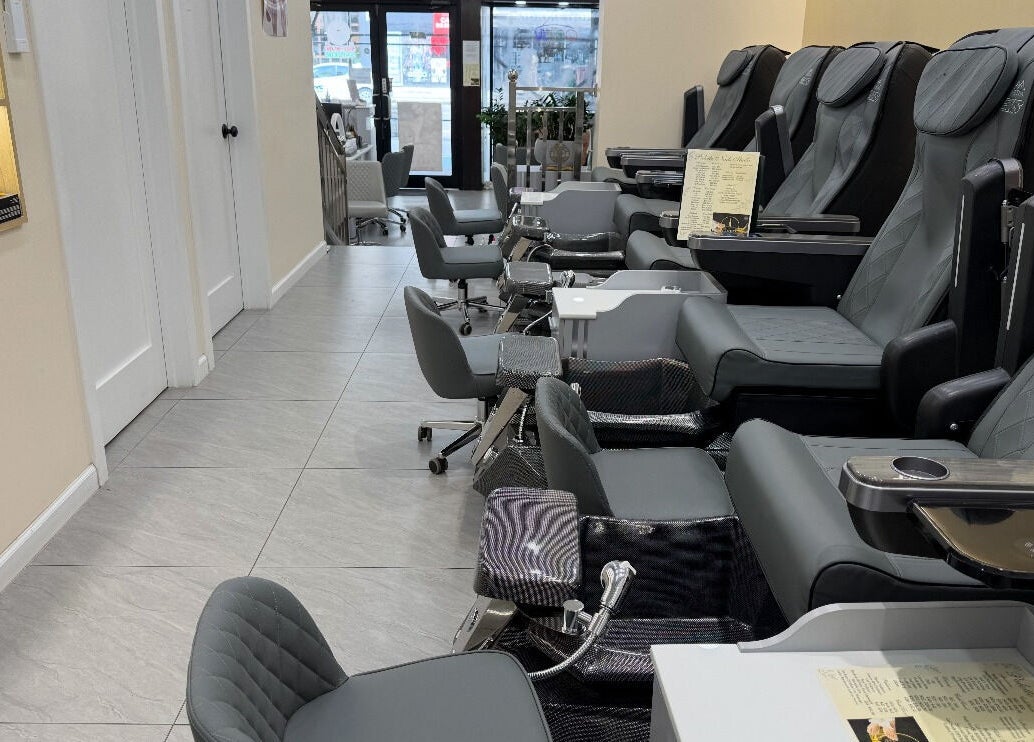 Relaxing nail salon chairs at newpalettenailsstudio, New York, New York, US, showcasing comfort and style.