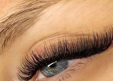 Close-up of lash extensions at Eyelash Bar Rovi, Southend-on-sea, England, GB showcasing meticulous artistry.