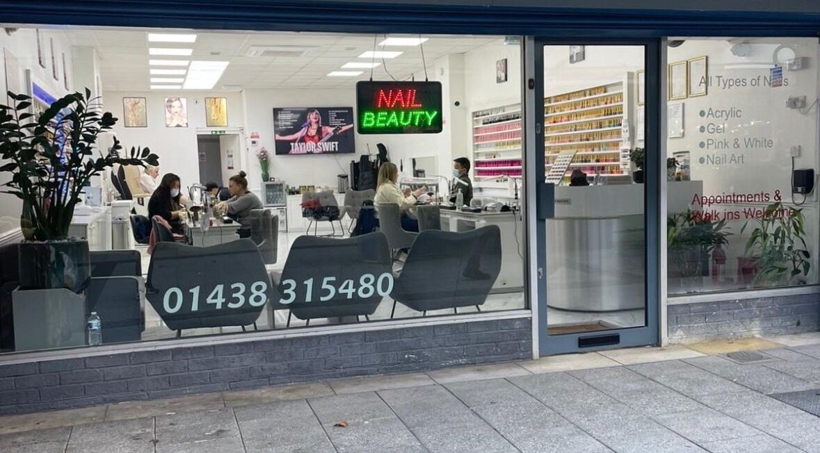 Front view of Medispa Naturhouse in Stevenage, England, GB. Welcoming nail beauty services displayed prominently.
