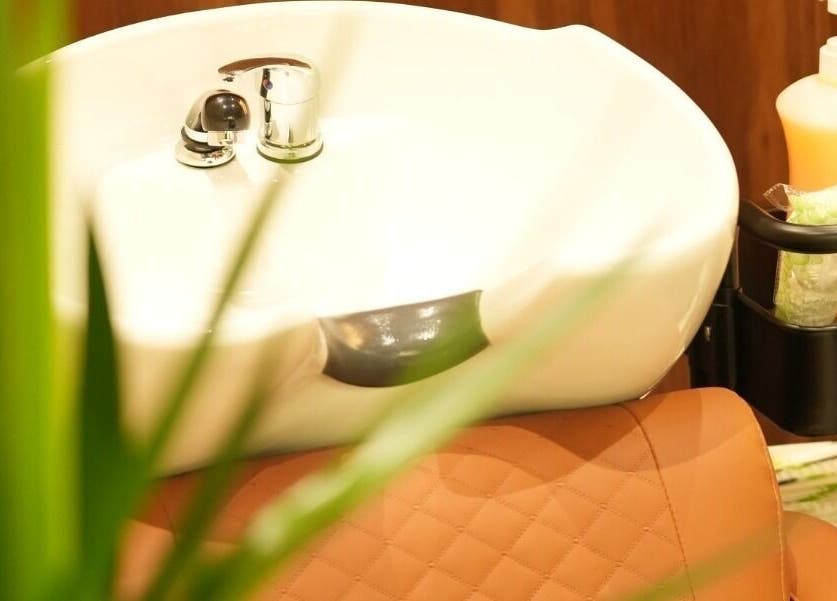 Luxurious salon basin setup at Noble Gents, Riyadh, Riyadh Province, SA, emphasizing elegance and comfort.