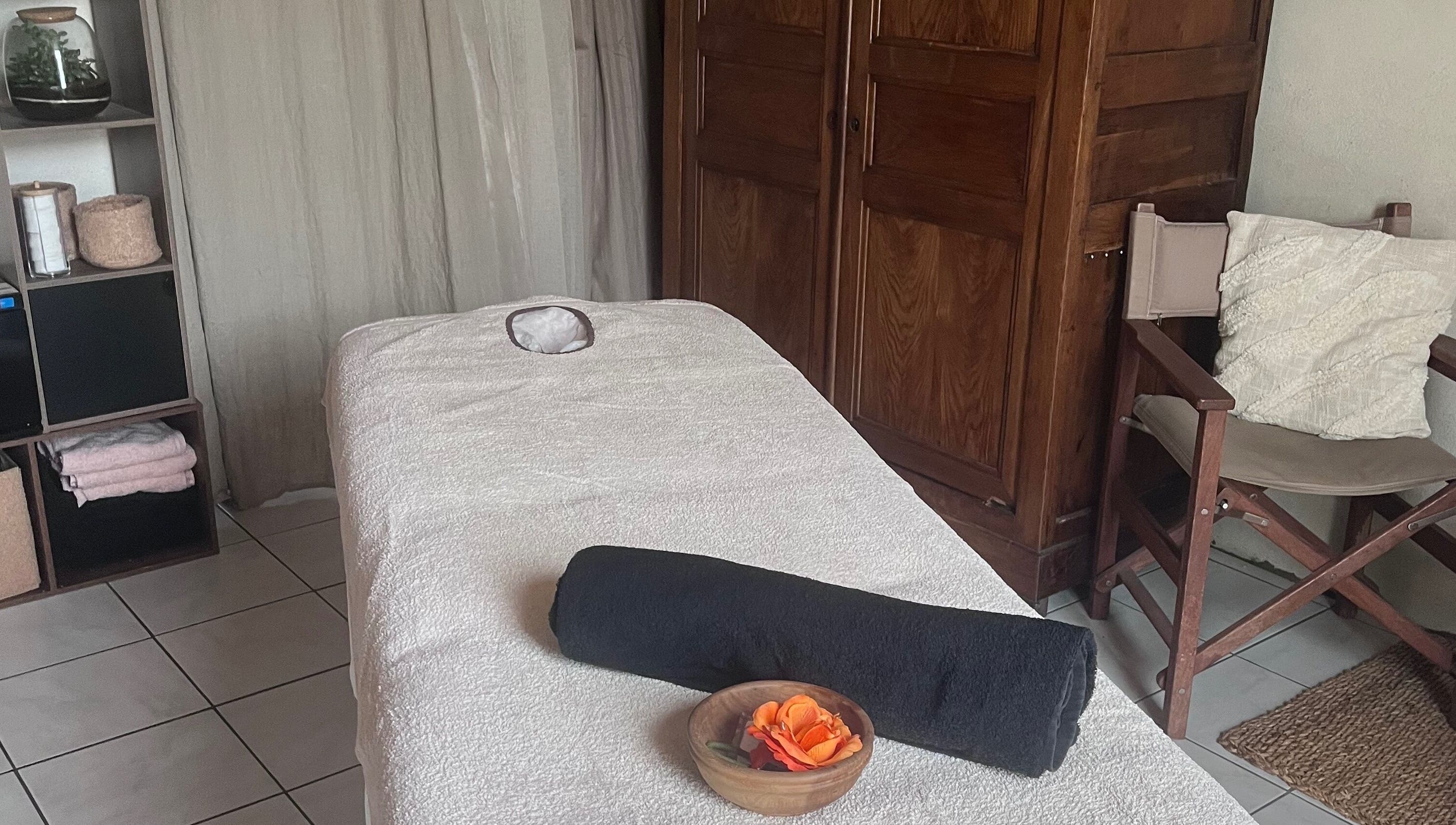Salle de massage à Éclat d’âme: bien-être à Vinezac, Auvergne-rhône-alpes, FR.