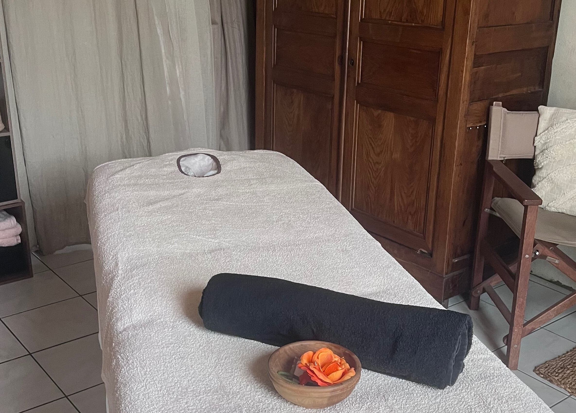 Salle de massage à Éclat d’âme: bien-être à Vinezac, Auvergne-rhône-alpes, FR.