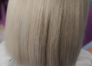 Cabello rubio liso en Eurofashion peluquería unisex, Fuente Álamo, Región De Murcia, ES.