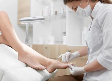 Professional foot care at Podologia in São Paulo, BR, featuring a meticulous pedicure treatment.
