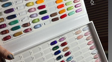Vibrant nail polish palette at Annasofia Nails, Prados De Santa Rosa, Nuevo León, MX. Discover your style.
