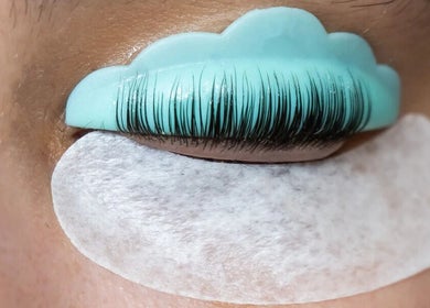 Close-up of lash lift treatment at Hina's Beauty Work Ltd, Auckland, NZ showcasing precision beauty.