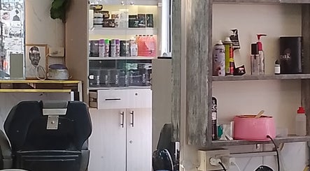 معدات الصالون ومنتجات العناية في مكان مكسكن، إربد، إربد، JO.