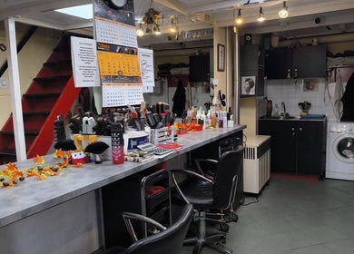 Anna fodrászat belső tere Budapest, Magyar, HU-ben, modern berendezéssel és kellemes környezettel.