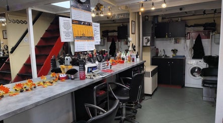 Anna fodrászat belső tere Budapest, Magyar, HU-ben, modern berendezéssel és kellemes környezettel.