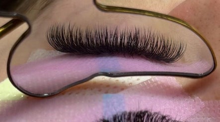 Eyelash extensions at The Hatters Beauty Room in Finedon, England, GB. Lashes highlighted in close-up view.