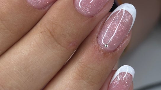 Melania Nails e Lash