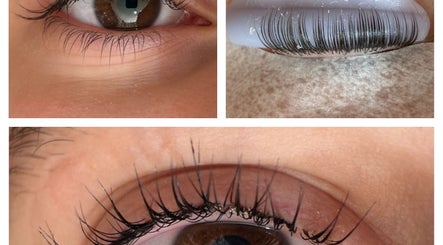 Extension ciglia a Melania Nails e Lash, Verdellino, Lombardia, IT. Occhi valorizzati e curati alla perfezione.