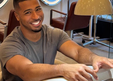 Client enjoying a manicure at LUMIÁ BEAUTY CHELSEA, London, England, GB. Welcoming salon atmosphere.