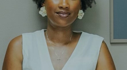 Warm welcome at Terapeutacapilar_joseanegomes in Pétange, Esch-sur-alzette, LU. Professional beauty and wellness services.