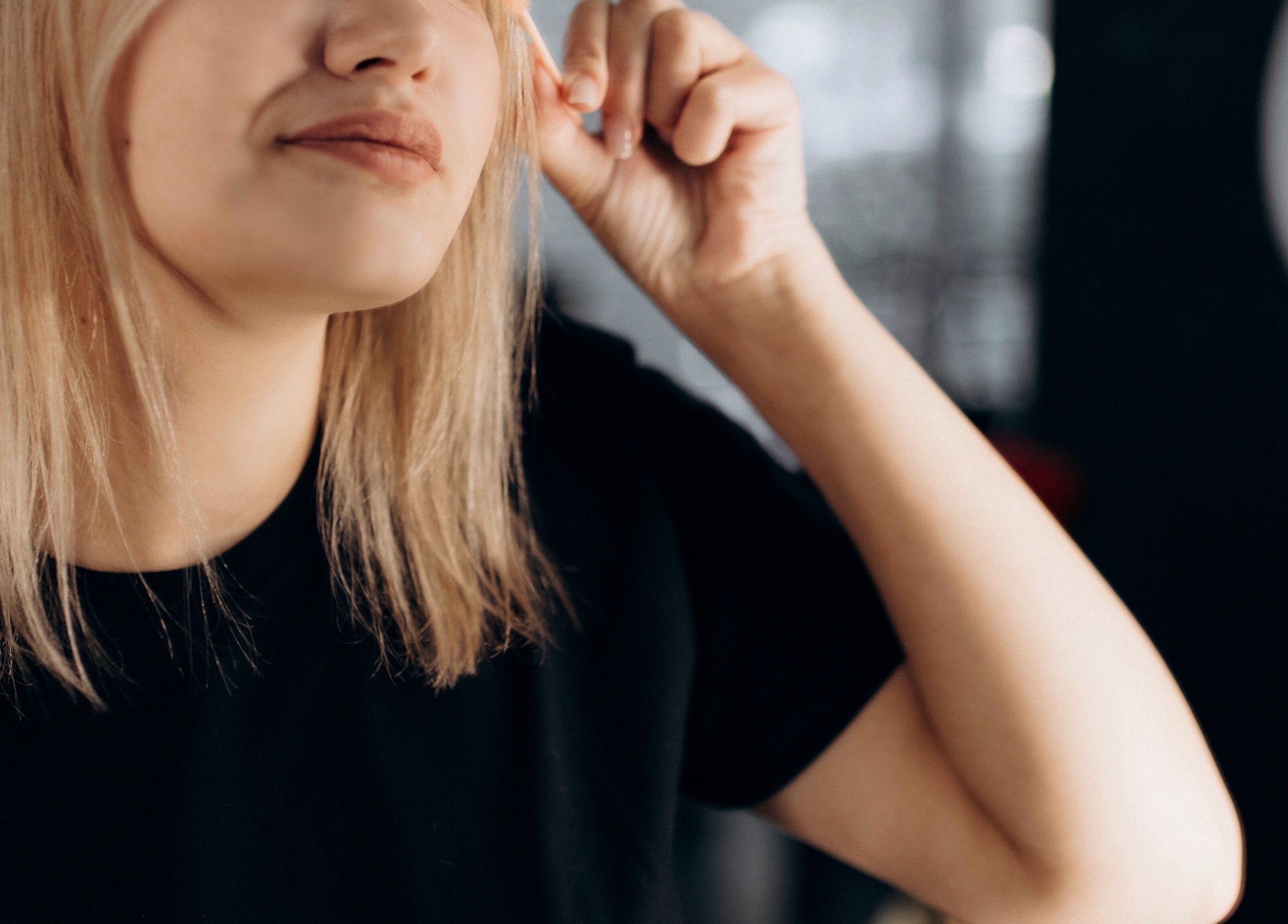 Usługa stylizacji brwi w PolinaBeauty, Warszawa, Województwo Mazowieckie, PL.