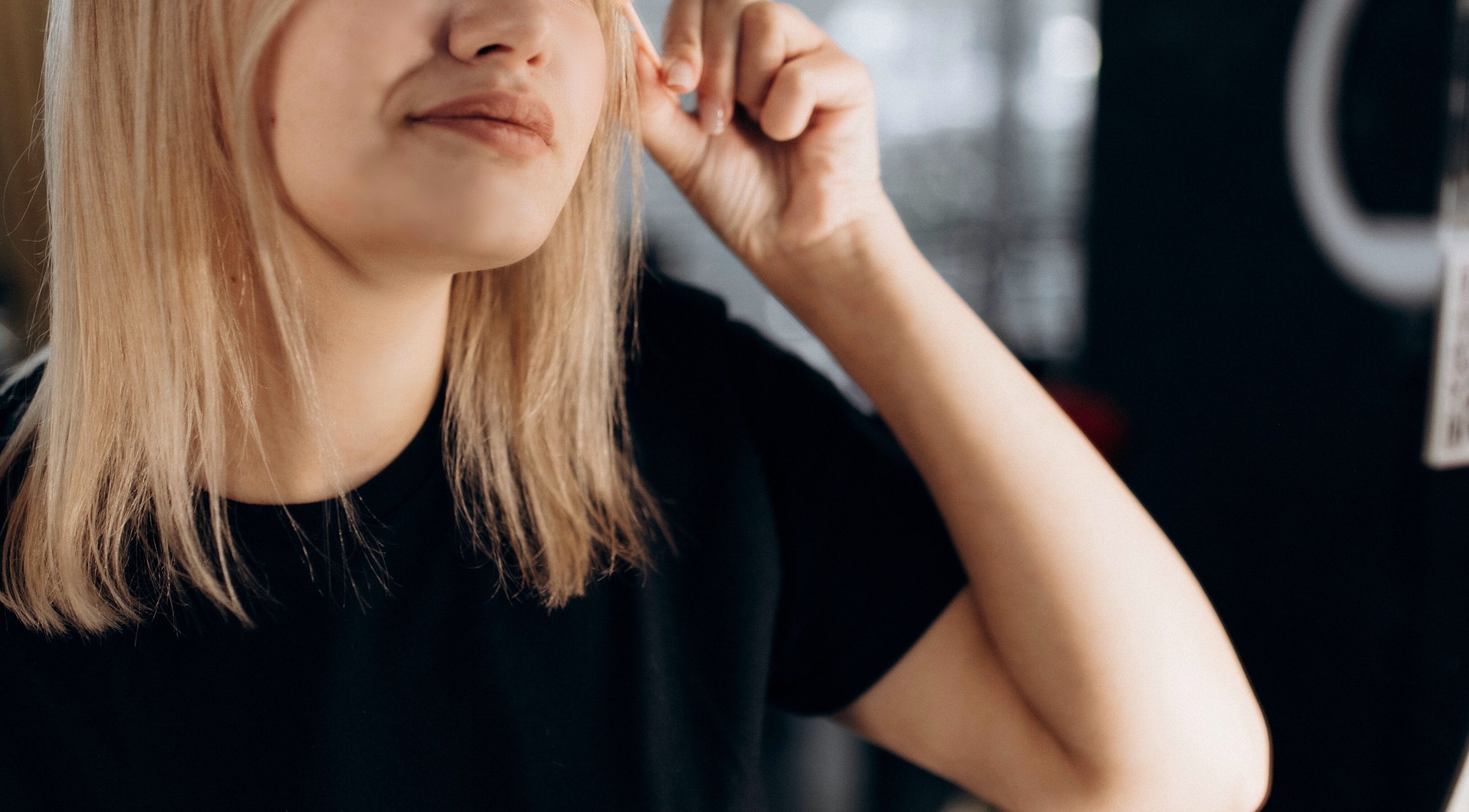 Usługa stylizacji brwi w PolinaBeauty, Warszawa, Województwo Mazowieckie, PL.