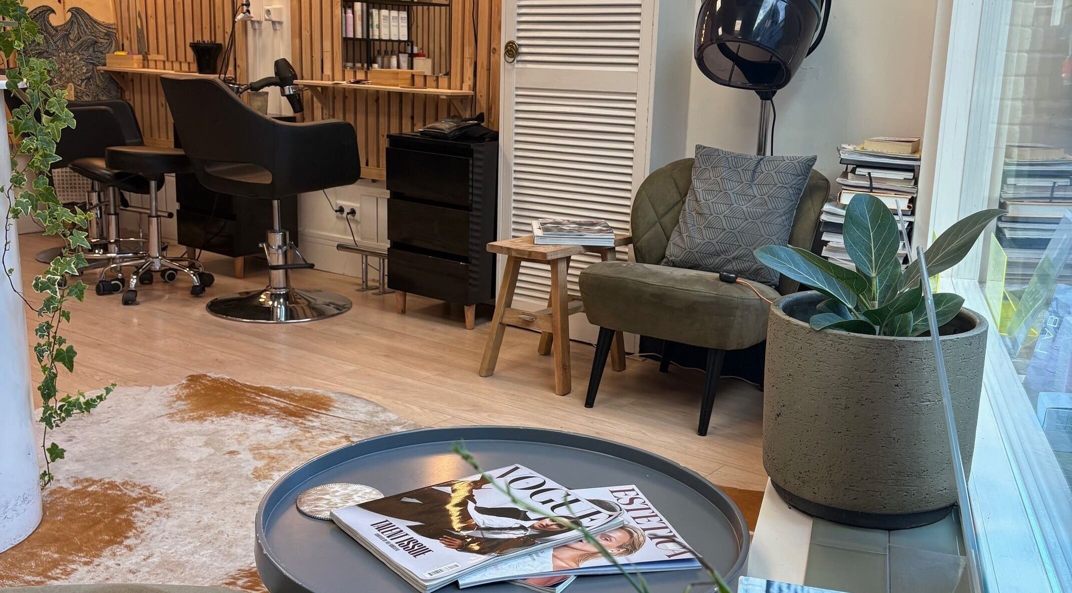 Relaxing interior of Curl Spa Salon The Hague with stylish decor in Den Haag, Zuid-holland, NL.