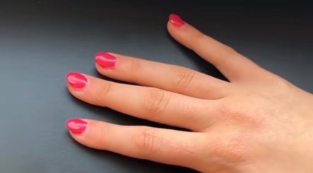 Stijlvolle roze nagels bij Beautybar by Amber, Beveren-kruibeke-zwijndrecht, Vlaanderen, BE.