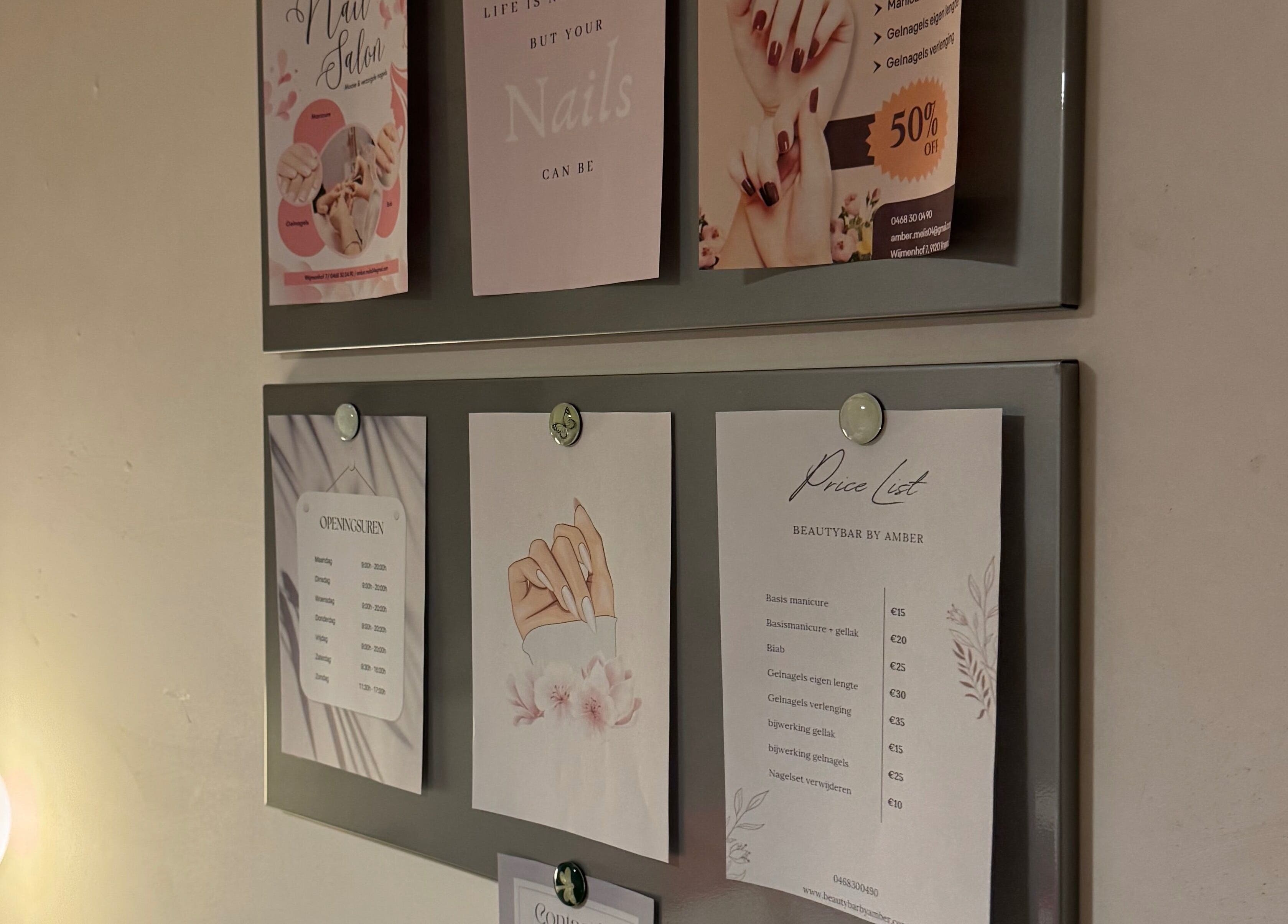 Prijslijst bij Beautybar by Amber in Beveren-kruibeke-zwijndrecht, Vlaanderen met kortingen en openingstijden.