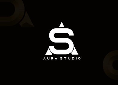 Logotipo blanco de A U R A - S T U D I O en Soacha, Cundinamarca, CO sobre fondo negro.