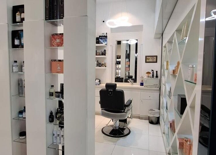 Interior of Laurance Beauty Salon in Dubai, AE, featuring modern design and a stylish salon chair.