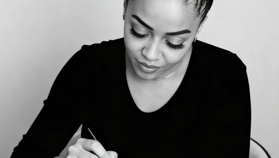 Nail technician at Taylored Nails in Mbombela, Mpumalanga, ZA crafting beautiful designs.