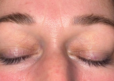 Expert eyebrow styling at browNlashbyash, Robina, Queensland, AU, showcasing defined and neatly groomed brows.