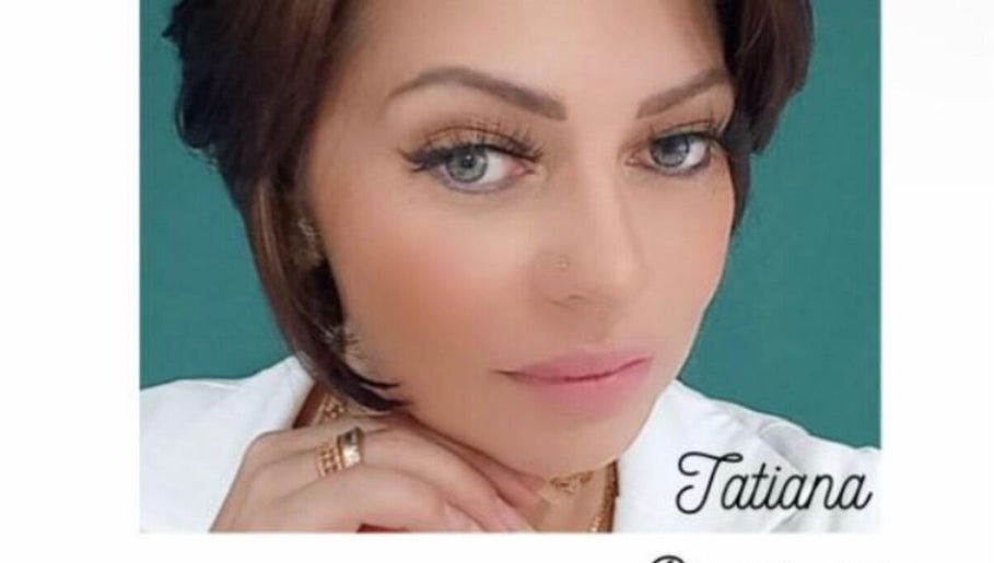 Imagem de Tatiana Pszybylski em São Paulo, São Paulo, BR, destacando beleza e sofisticação.